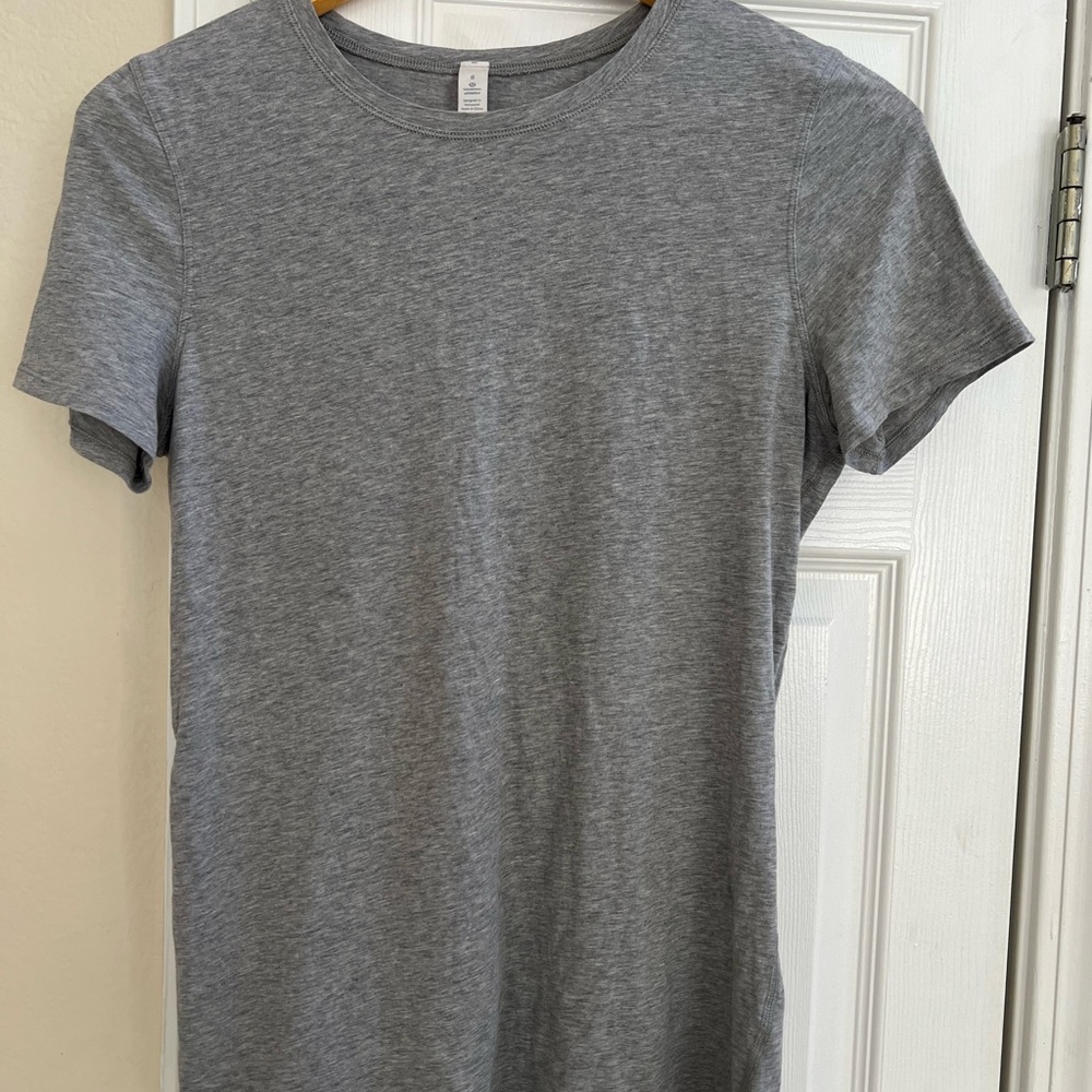 Lululemon - Kitsilano Short Sleeve